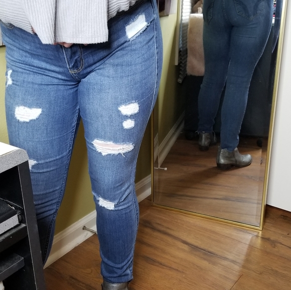 Hollister Distressed Jeans - Picture 6 of 12